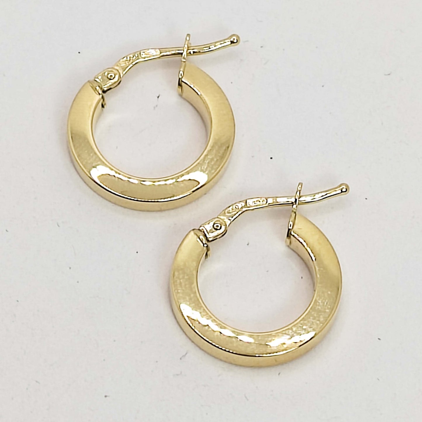 Orecchini in oro 18 kt